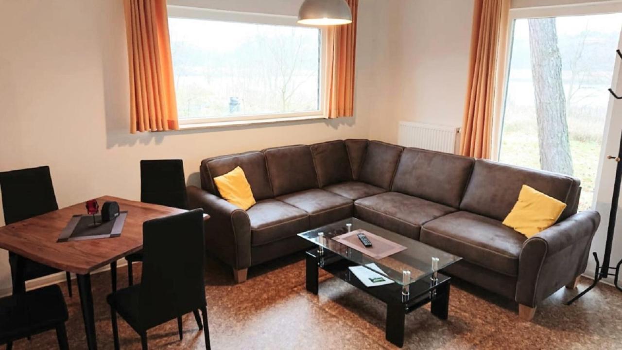 Holiday home Ferienhaeuser Seewiesen Reimershagen