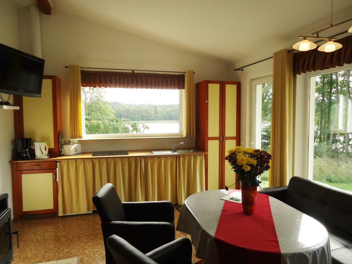 Holiday home Ferienhaeuser Seewiesen Reimershagen